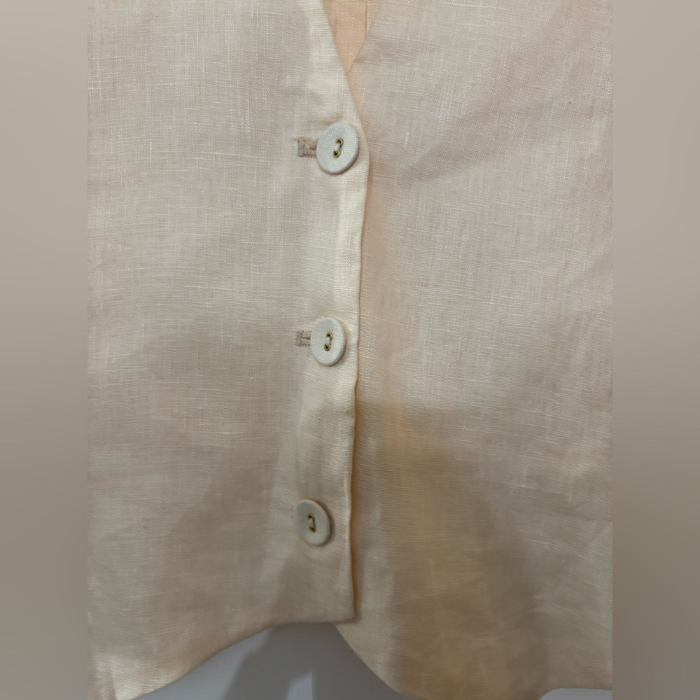 DISSH Cream Button-Up Vest Top - Picture 4 of 6